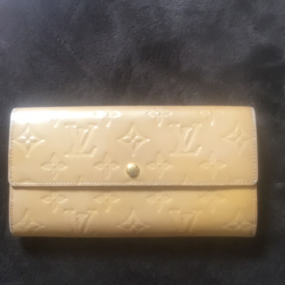 LV full/ long wallet